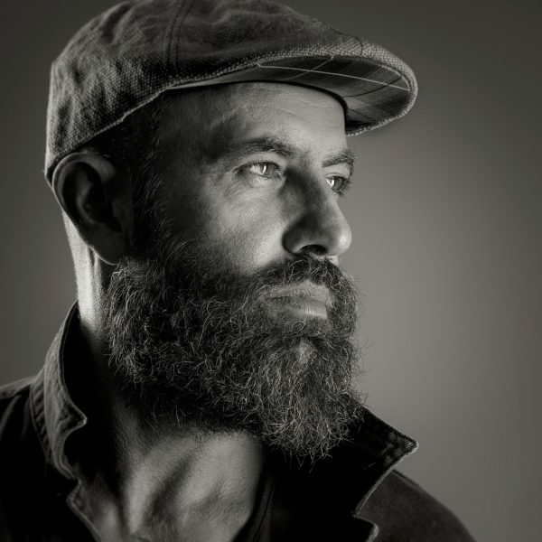 christian-buehner-6YQmQgcQ0VA-unsplash Modern Fade Beard Integration Techniques